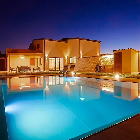 Al-kurum Villa *